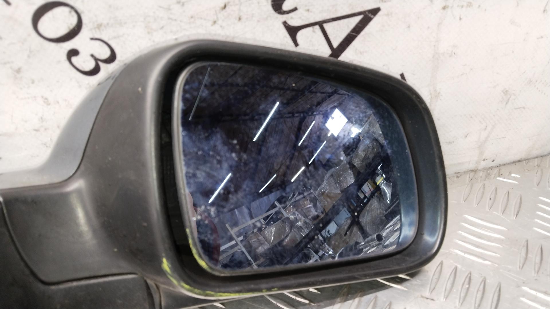 Зеркало боковое правое Peugeot 407 купить в России